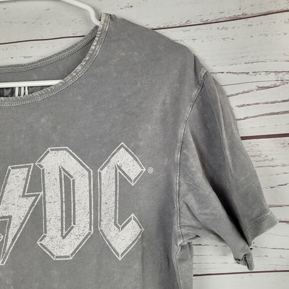 ACDC Gray Fringe Grunge Y2K Whimsygoth Graphic Short Sleeve Band Tee Womans Med - Picture 3 of 4